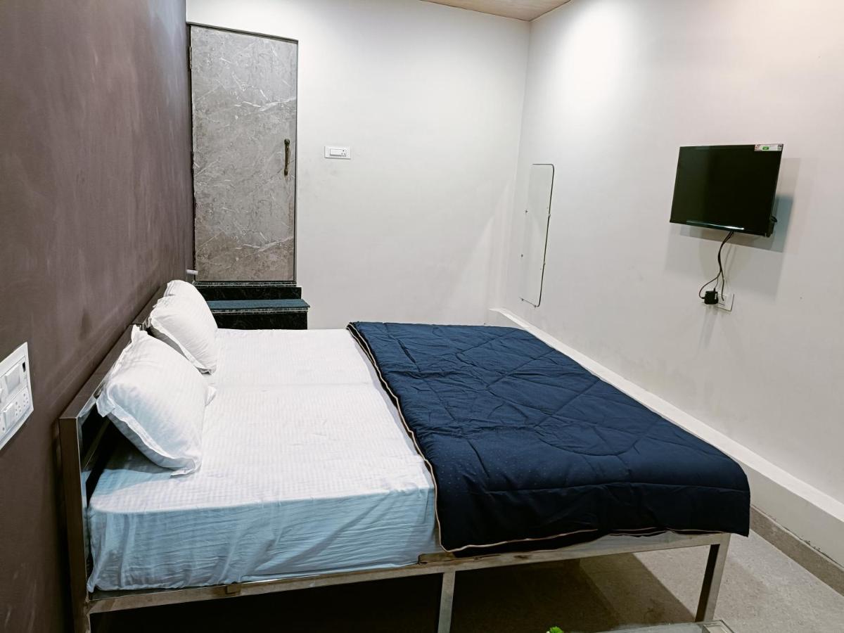 Hotel Royal Inn Satna 외부 사진
